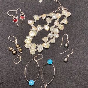 Mixed lot of vintage necklace and 4 earrings